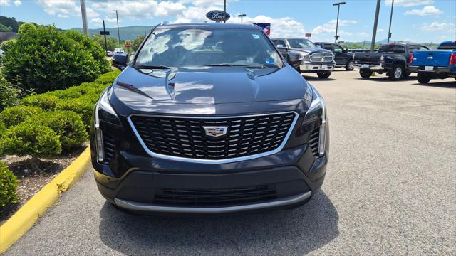 2023 Cadillac XT4 AWD Premium Luxury
