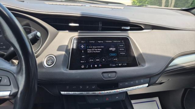 2023 Cadillac XT4 AWD Premium Luxury