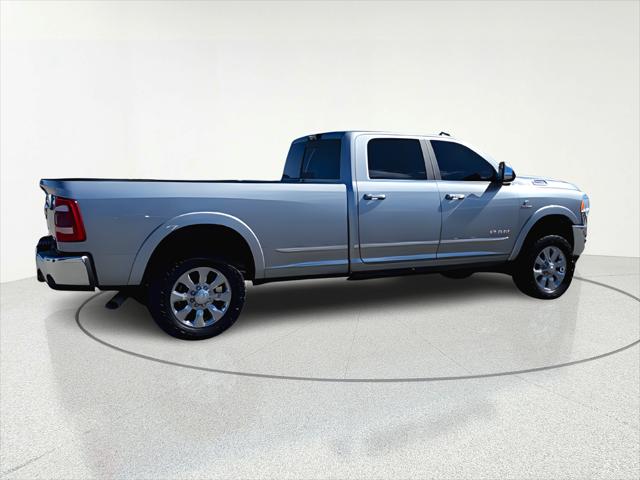 2022 Ram 3500 Limited Crew Cab 4x4 8' Box