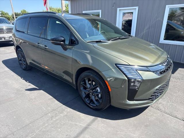 2027 Chrysler Pacifica Limited for sale in Beatrice, NE