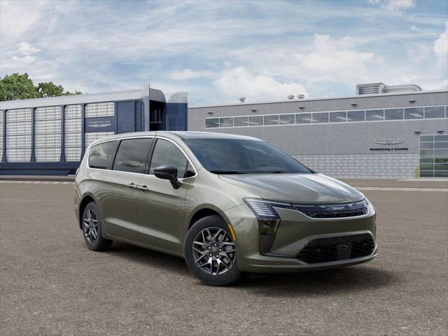 2027 Chrysler Pacifica Limited AWD