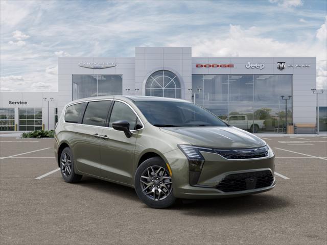 2027 Chrysler Pacifica Limited AWD