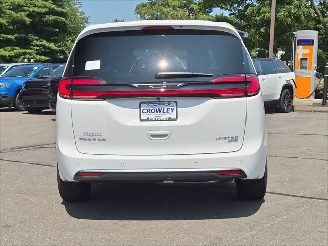 2027 Chrysler Pacifica Limited