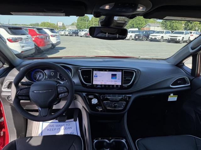 2027 Chrysler Pacifica Limited