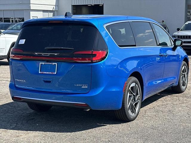2027 Chrysler Pacifica PACIFICA LIMITED AWD