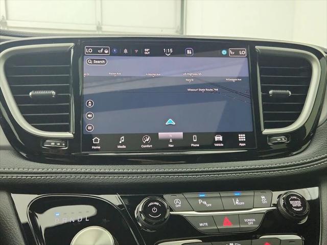 2027 Chrysler Pacifica Limited