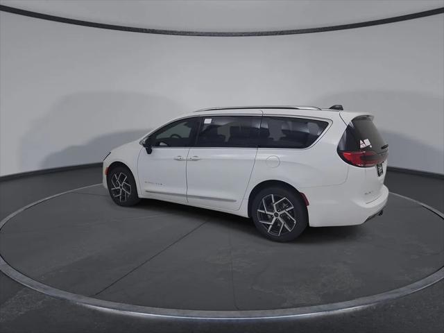 2027 Chrysler Pacifica Pinnacle