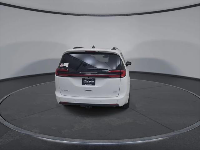 2027 Chrysler Pacifica Pinnacle