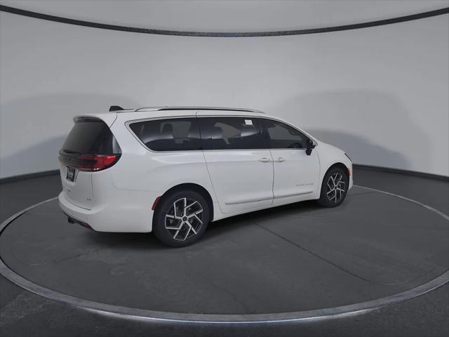 2027 Chrysler Pacifica Pinnacle