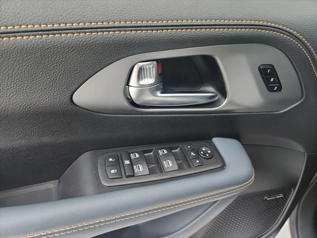 2027 Chrysler Pacifica Pinnacle