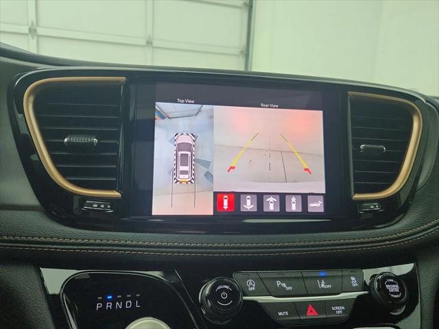 2027 Chrysler Pacifica Pinnacle