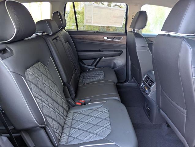 2026 Volkswagen Atlas Cross Sport SEL Premium R-Line