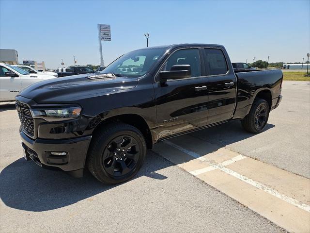 2026 RAM 1500 RAM 1500 EXPRESS QUAD CAB 4X4 64 BOX