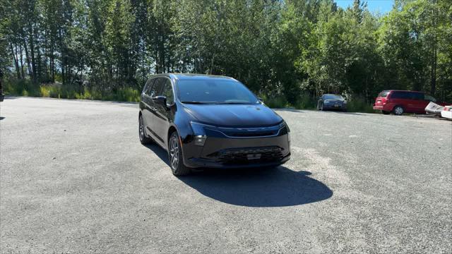 2027 Chrysler Pacifica PACIFICA LIMITED AWD