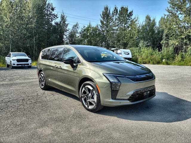 2027 Chrysler Pacifica PACIFICA LIMITED AWD