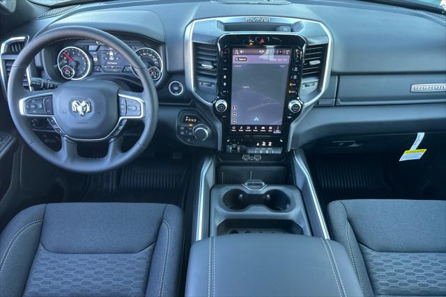 2026 Ram 1500 Big Horn Crew Cab 4x4 64 Box