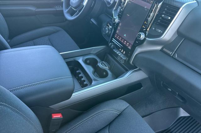 2026 Ram 1500 Big Horn Crew Cab 4x4 64 Box
