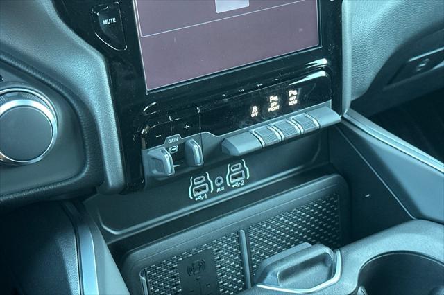 2026 Ram 1500 Big Horn Crew Cab 4x4 64 Box