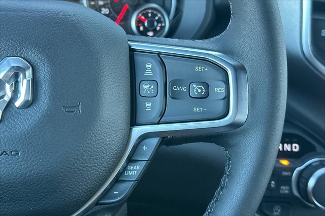 2026 Ram 1500 Big Horn Crew Cab 4x4 64 Box