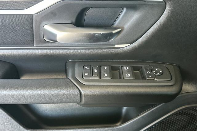 2026 Ram 1500 Big Horn Crew Cab 4x4 64 Box