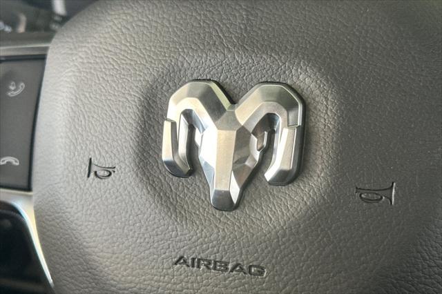 2026 Ram 1500 Big Horn Crew Cab 4x4 64 Box