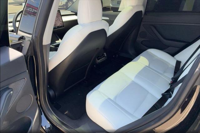 2022 Tesla Model 3 Performance Dual Motor All-Wheel Drive
