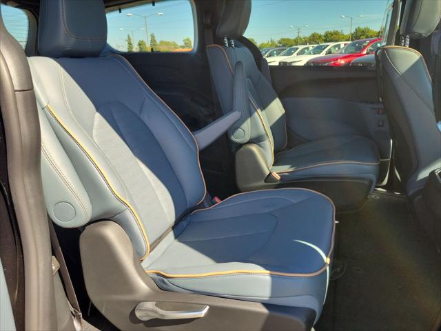 2027 Chrysler Pacifica Pinnacle