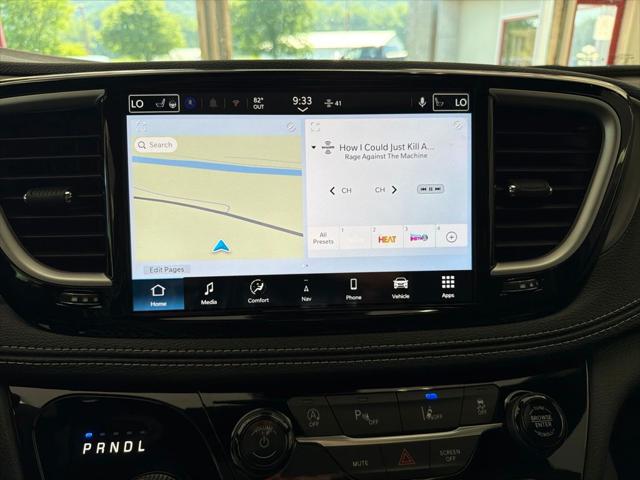 2027 Chrysler Pacifica Limited