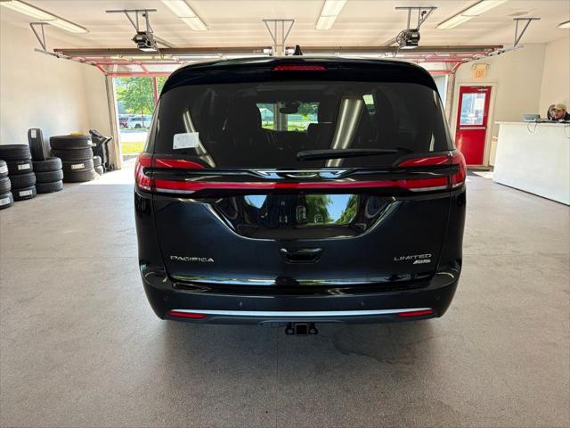 2027 Chrysler Pacifica Limited