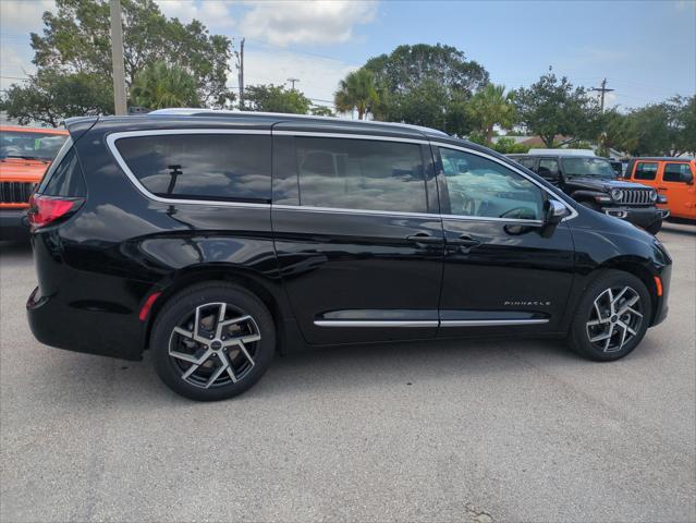 2027 Chrysler Pacifica Pinnacle