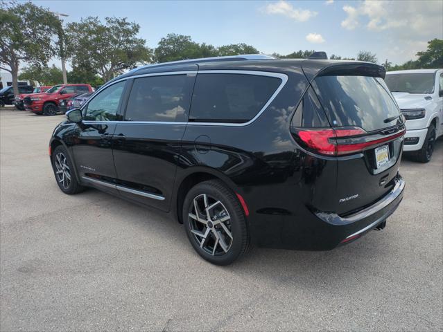 2027 Chrysler Pacifica Pinnacle