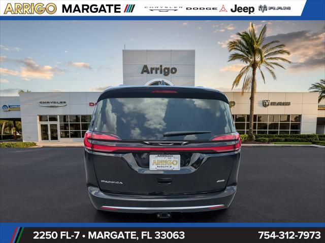 2027 Chrysler Pacifica Pinnacle