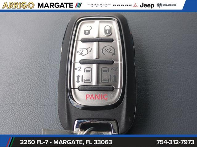 2027 Chrysler Pacifica Pinnacle