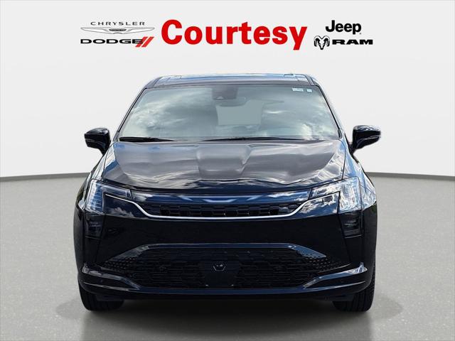 2027 Chrysler Pacifica Limited