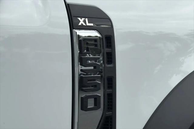 2026 Ford F-550 XL