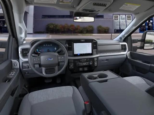 2026 Ford F-350 XLT