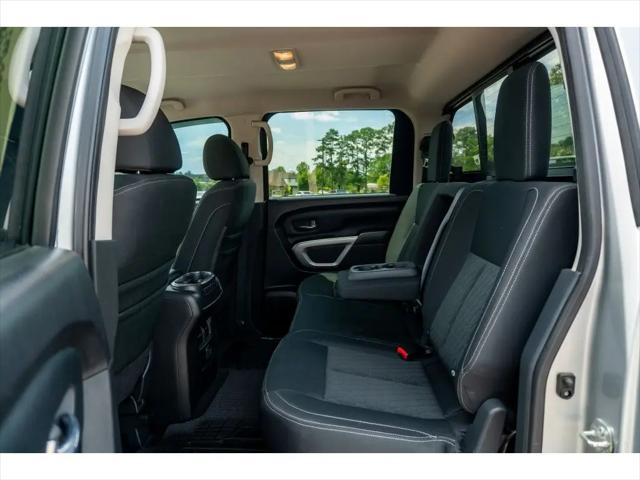 2018 Nissan Titan SV