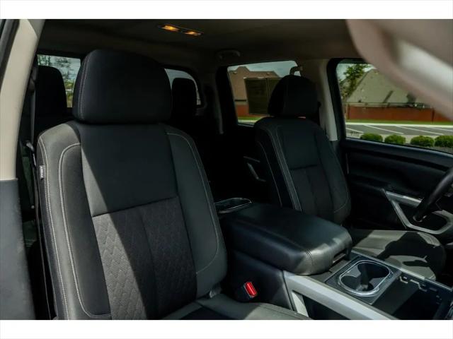 2018 Nissan Titan SV