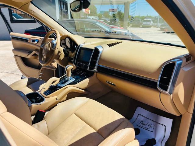2011 Porsche Cayenne Cayenne