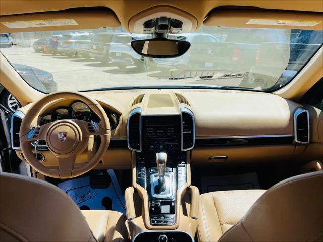 2011 Porsche Cayenne Cayenne