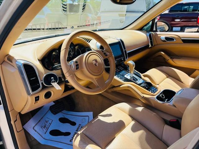 2011 Porsche Cayenne Cayenne