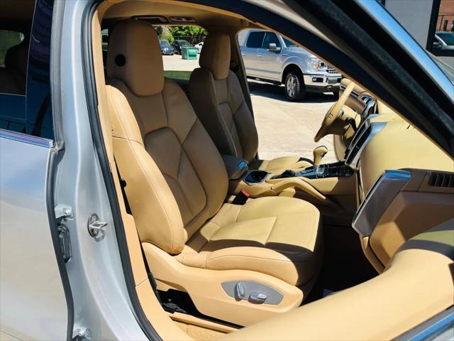 2011 Porsche Cayenne Cayenne