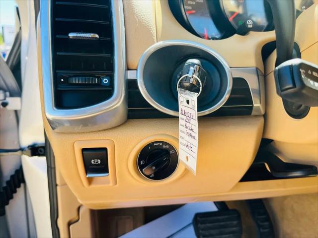 2011 Porsche Cayenne Cayenne