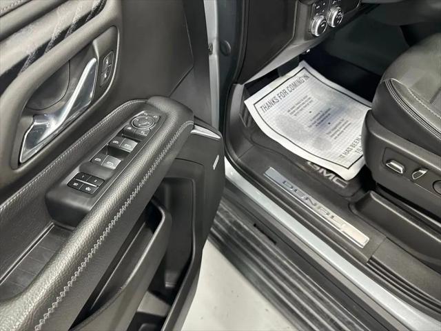 2023 GMC Yukon XL 4WD Denali