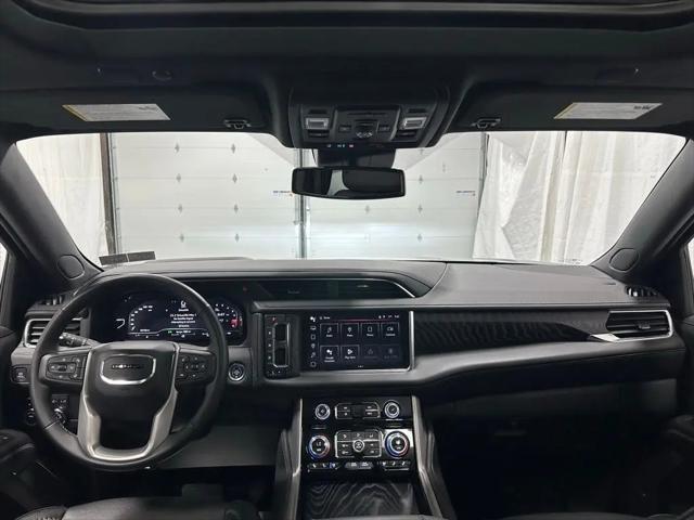 2023 GMC Yukon XL 4WD Denali