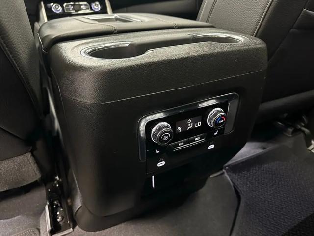 2023 GMC Yukon XL 4WD Denali