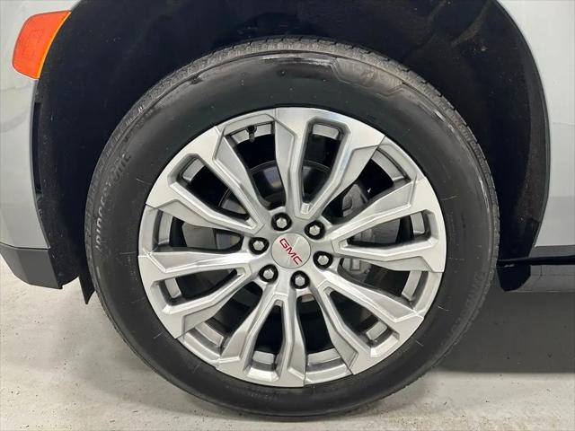 2023 GMC Yukon XL 4WD Denali