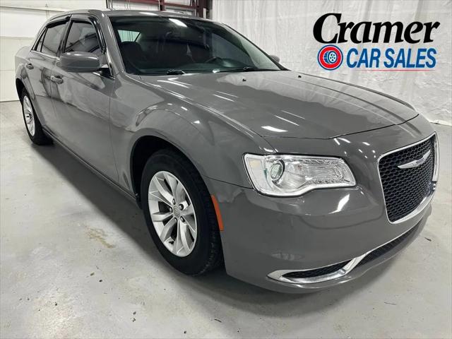 2019 Chrysler 300 Touring for sale in Middletown, PA