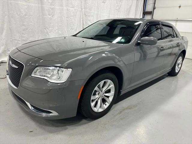 2019 Chrysler 300 Touring