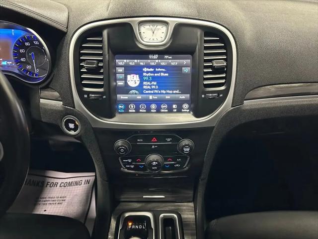 2019 Chrysler 300 Touring